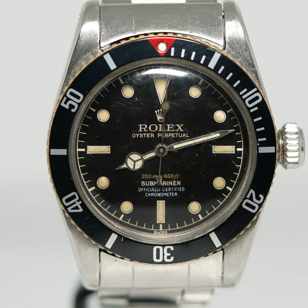 Big Date Sub red t